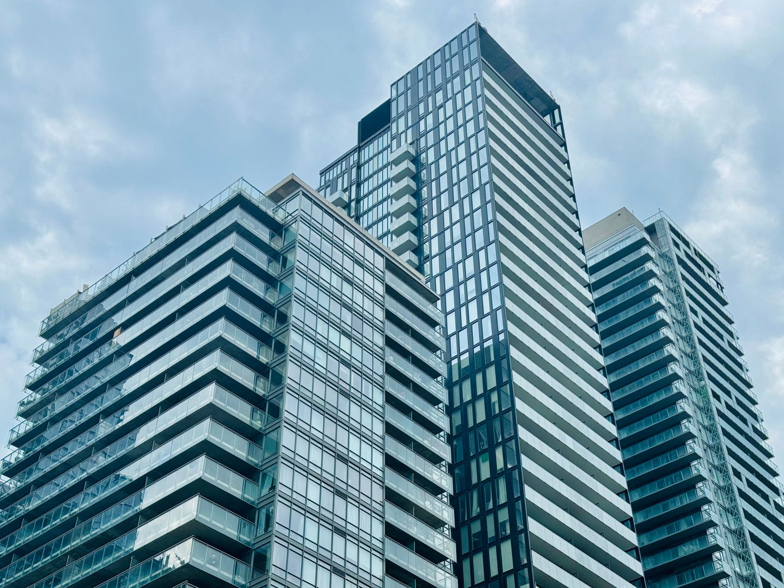 Condo towers and homes in Mississauga