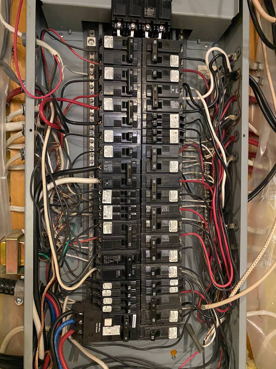 Residential electrical work in Toronto